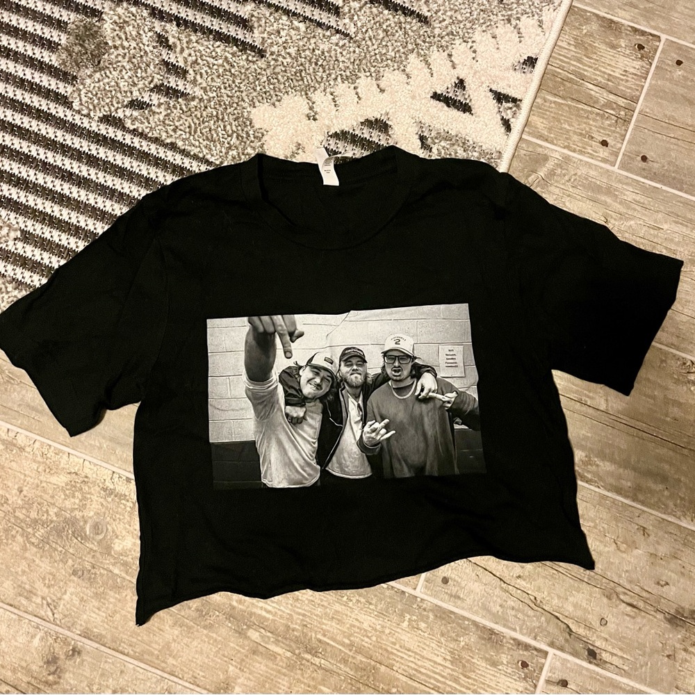 Morgan Wallen & HARDY & Ernest Cropped Graphic T-Shirt